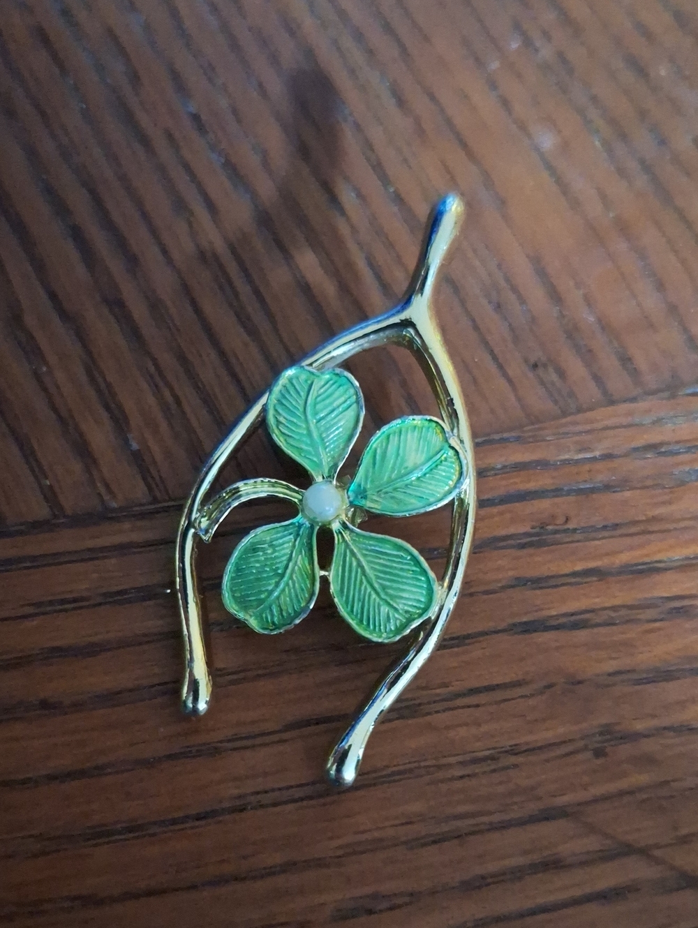 Vintage Green & Gold Enamel 4 Leaf Clover Brooch